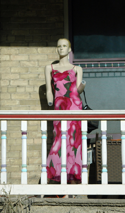 Front porch fashions in Carver